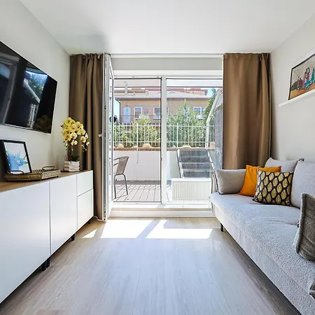 Apartment Nature Haven With Terrace, By Cohost