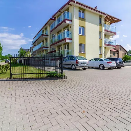Nature Haven With Terrace, By Cohost * Palanga